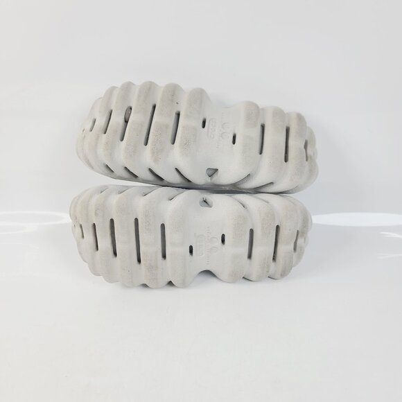 Crocs Girl's Gray Echo Wave Breathable Slip-On Casual Slide Sandal Size 1 - Picture 4 of 6